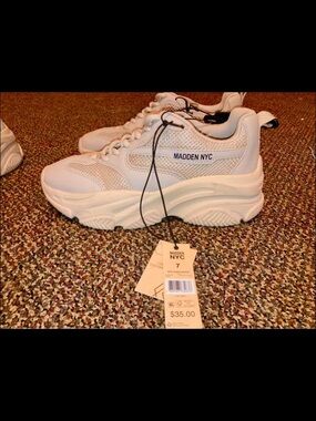 Steve Madden White Chunky Sneakers